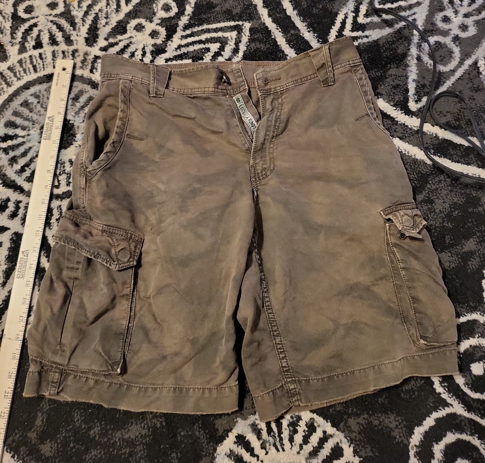 Men's Brown Cargo Shorts Size 31